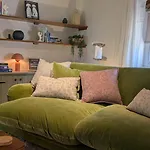 Nyaraló Maple Cottage, Stylish For 6 Near The District