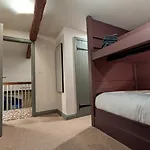 Holiday home Maple Cottage, Stylish For 6 Near The District *