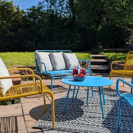 Maple Cottage, Stylish For 6 Near The District *